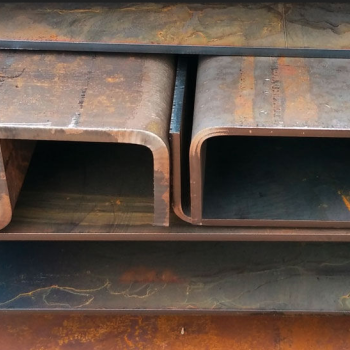 Стальной гнутый х/к швеллер 10х75х4 ст20 в наличии в Томске