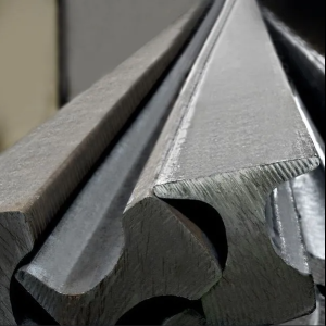 Рельс крановый КР80 130х12000 мм 76,2 см2 высокоуглеродистая сталь К63 ГОСТ 4121-96 в наличии в Томске