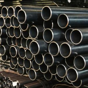 Стальная крекинговая труба 108 мм 6 мм 15Х5М ГОСТ 550-75 в наличии в Томске